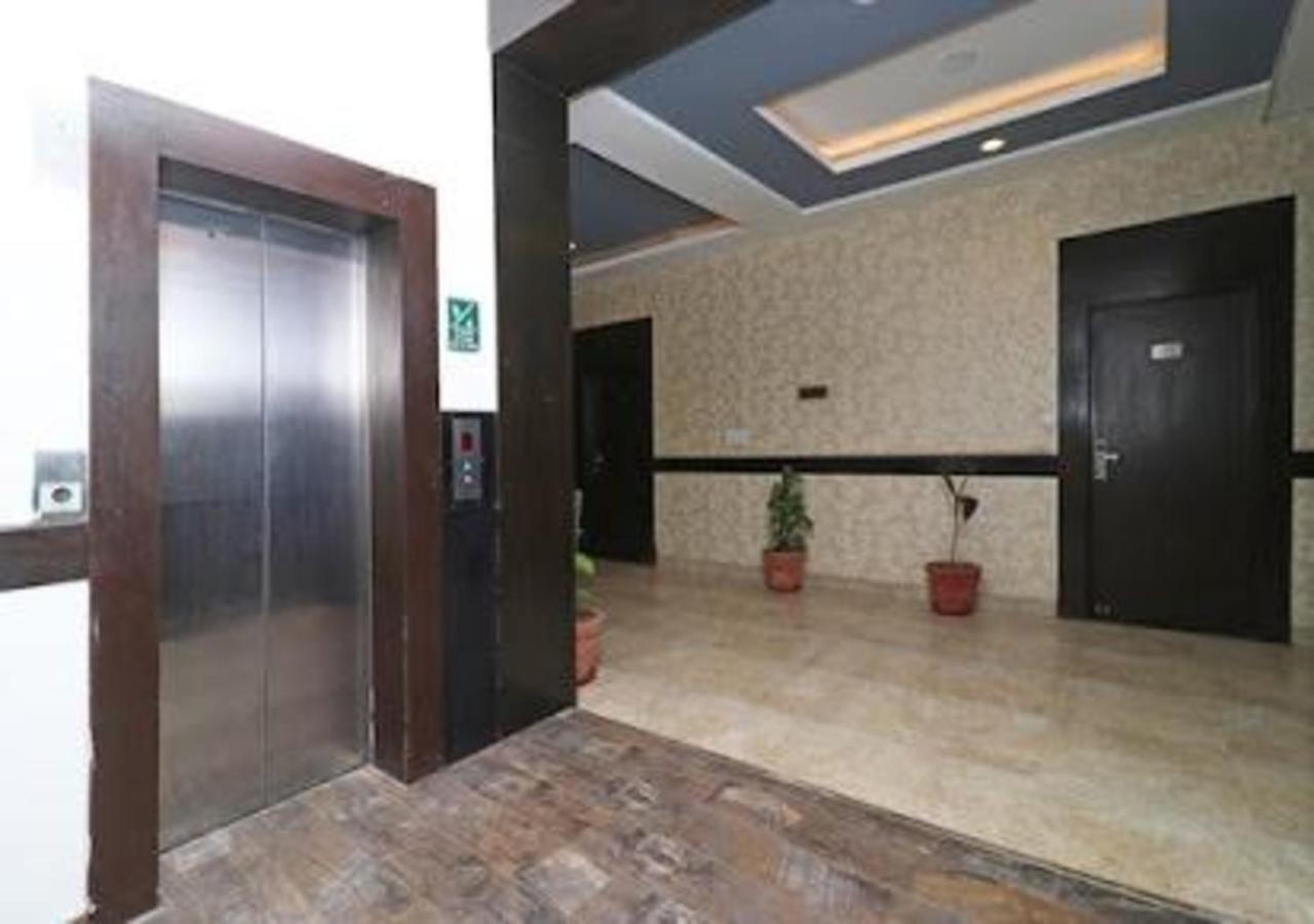 נוידה Hotel Loto - Sector 66 מראה חיצוני תמונה